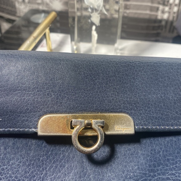 Authentic 💙 Ferragamo Long Wallet - Picture 9 of 17
